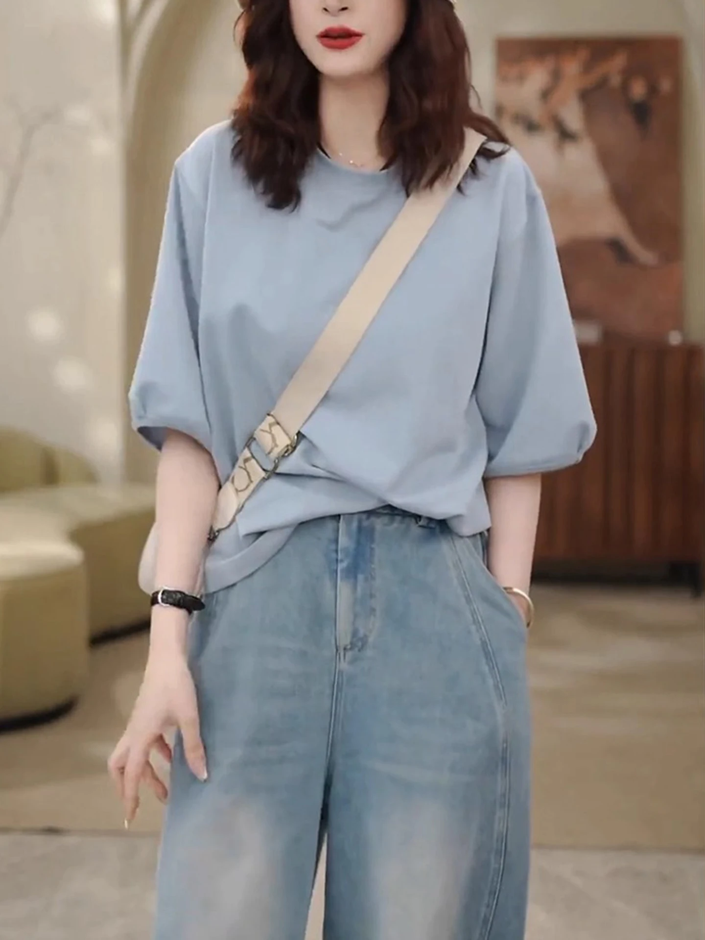 

High-End Pure Color round Ne Loose Five-Quarter Sve Base irt Summer Casual T-irt Korean Sle Straight Cut plus Size