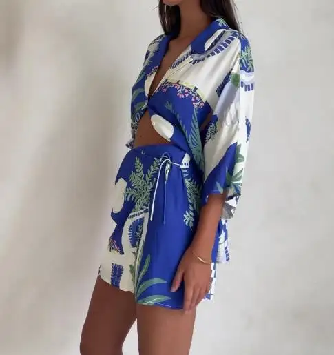 

Women's Two-Piece Set 2025 Summer New Women's Fashion Graffiti Casual Shirt, High Belt Shorts, Skirt Set, Women's Clothing