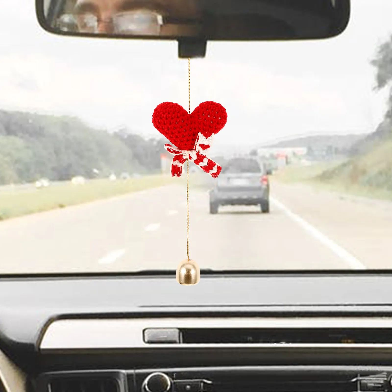 

Heart Car Hanging Ornament for Rearview Mirror Cute Bowknot Design Warm Cozy Interior Decor Car Charm Accessories Gift
