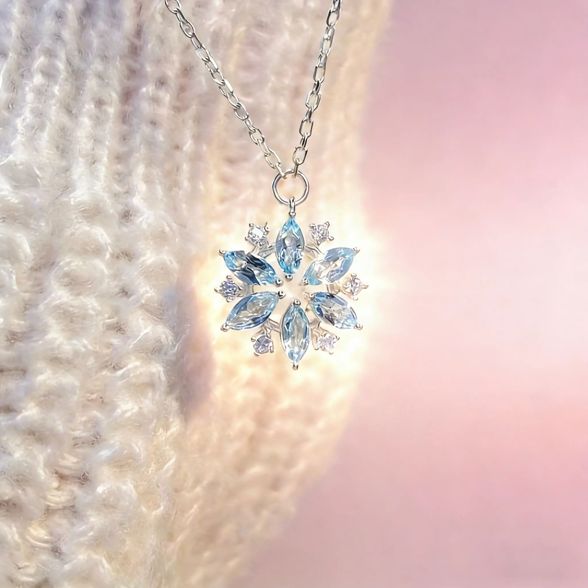 

Exquisitely Crafted Snowflake Necklace 1Pc - Sky Blue Perfect Gift for Teens' Christmas & Birthday