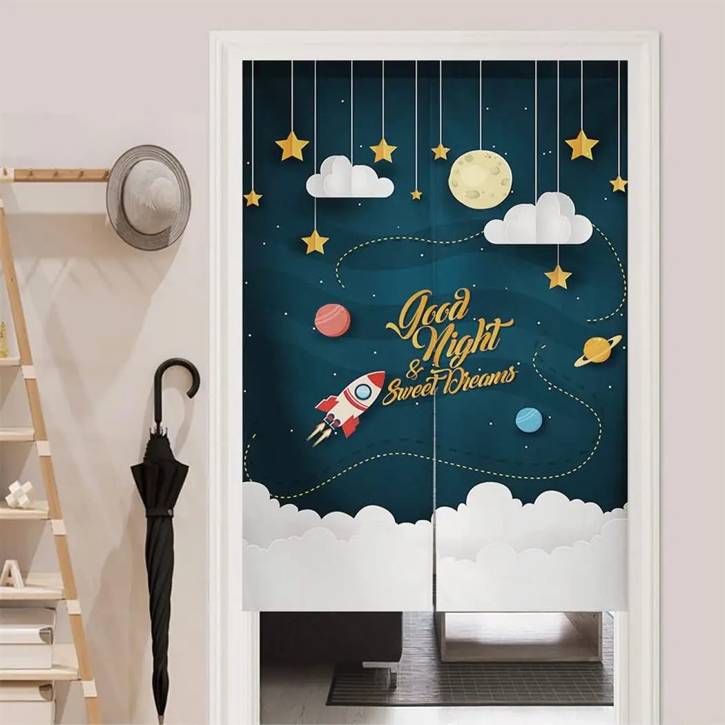 Занавеска на дверь Tranquil Space Dream, темно-синий фон с надписью Занавеска на дверь Tranquil Space Dream, темно-синий фон с надписью
