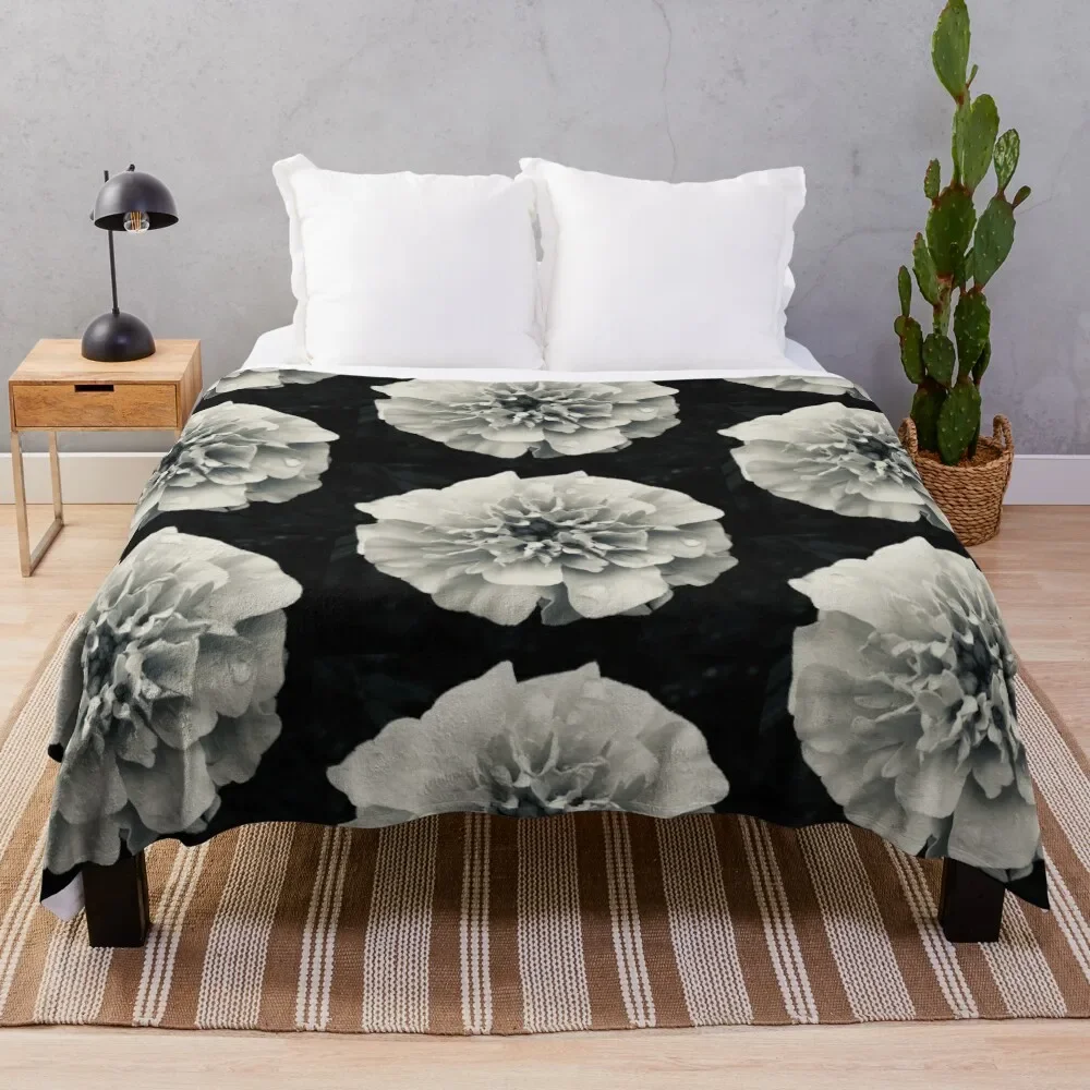 

Black and White Marigold Flower Throw Blanket Plush Cute Plaid Blankets