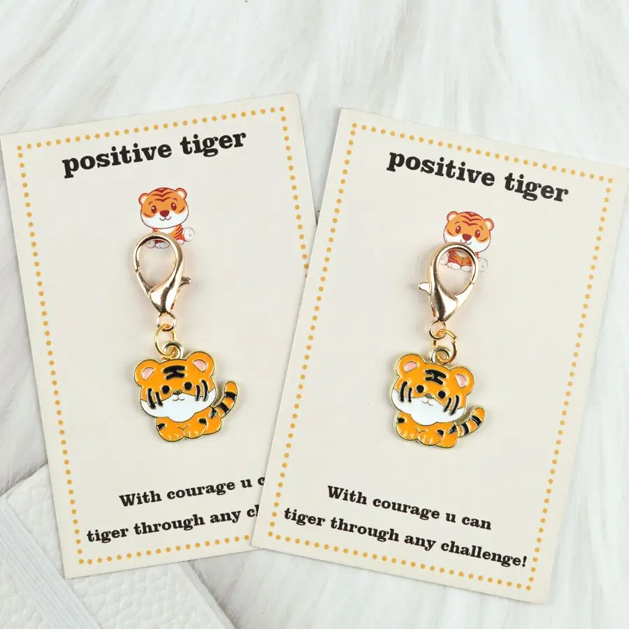 1 PC / 2 PCS Cute Little Tiger Keychain, Includes a Motivational Tiger-Themed Greeting Card, Suitable as a Gift.