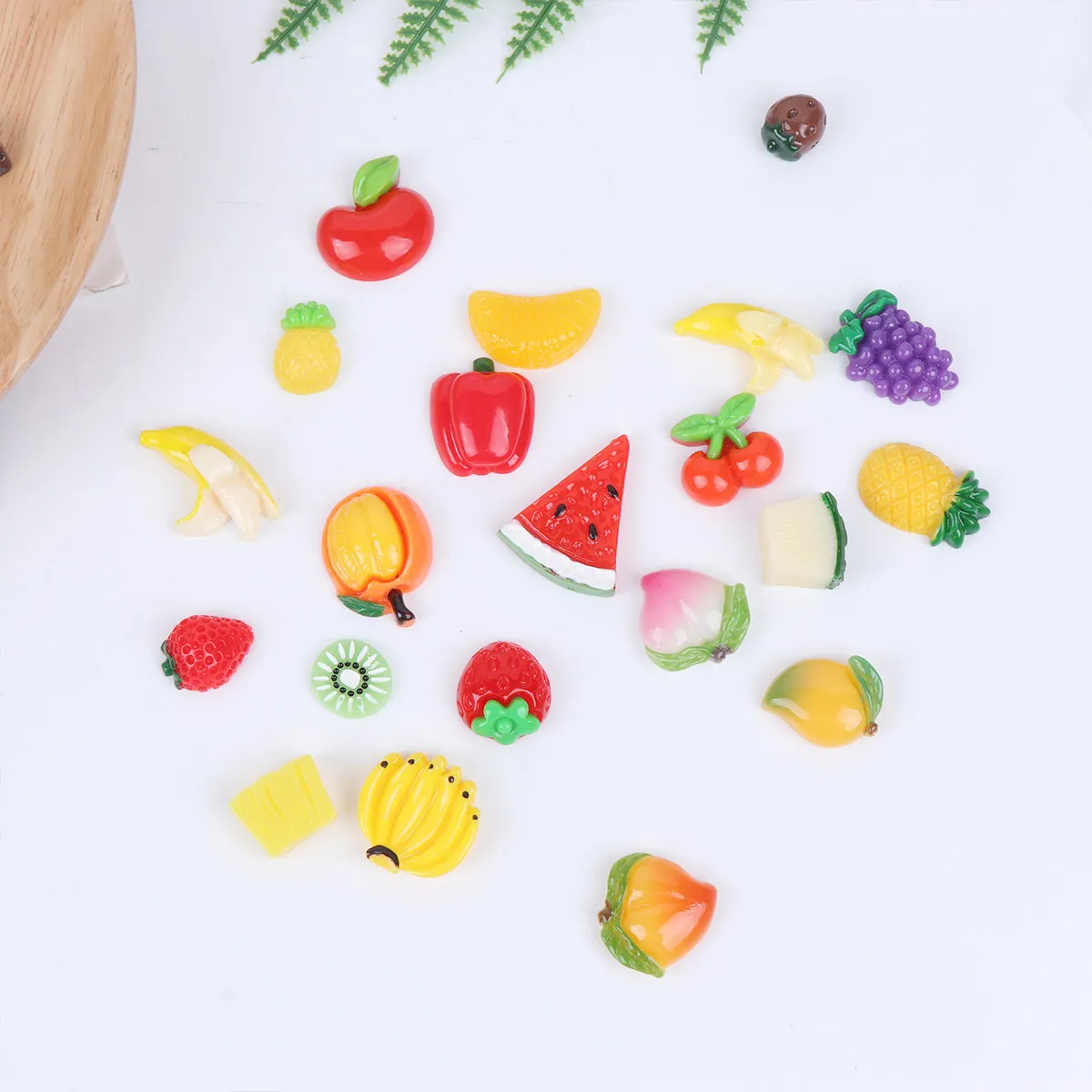 

100 Pcs Simulation Food Material Handmade Decoration Resin Photo Props Phone Case DIY Sticking Accessories (Mixed Style)