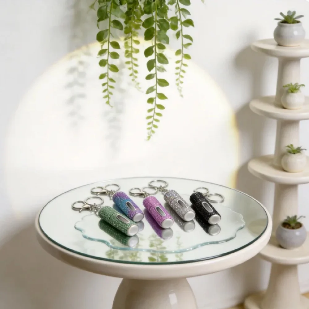 

New Popular Diamond Jewelry Keyring Inlaid Perfume Bottle Keychain Small Colorful Bag Pendant Portable Press Spray Cute Gift