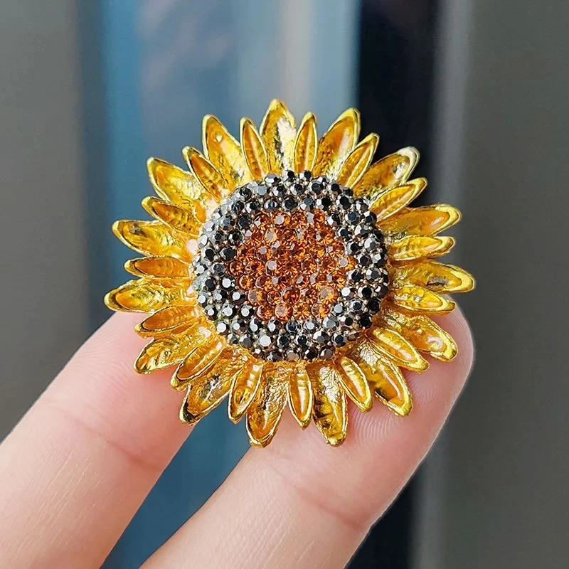 

Sunflower yellow Brooches rhinestone alloy decoration plant flower corsage party