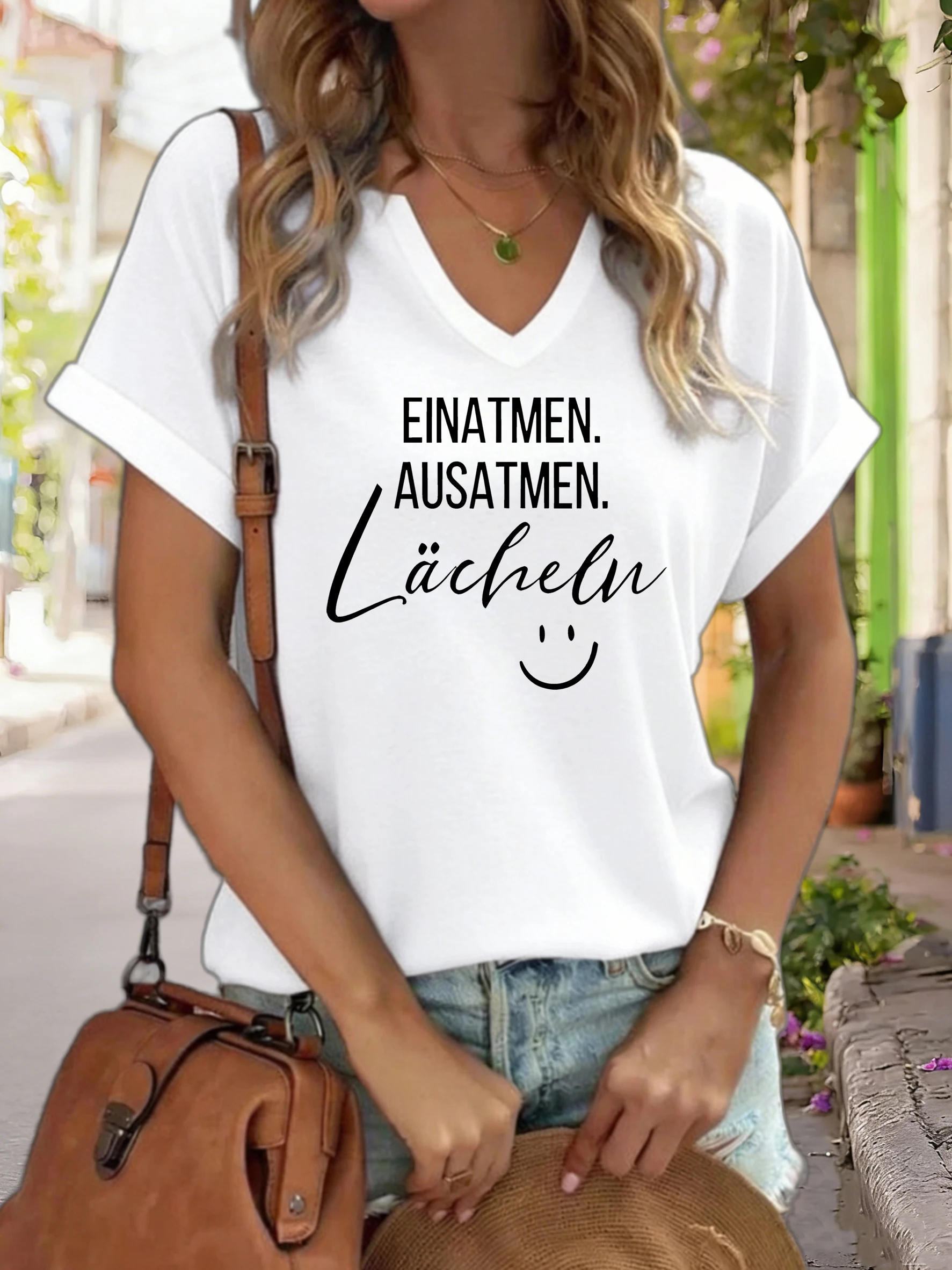 Women Summer Notch V Neck Short Sleeve T-Shirt, German Einatmen Ausatmen Lächeln Letter & Smiley Face Print Casual Daily Tee