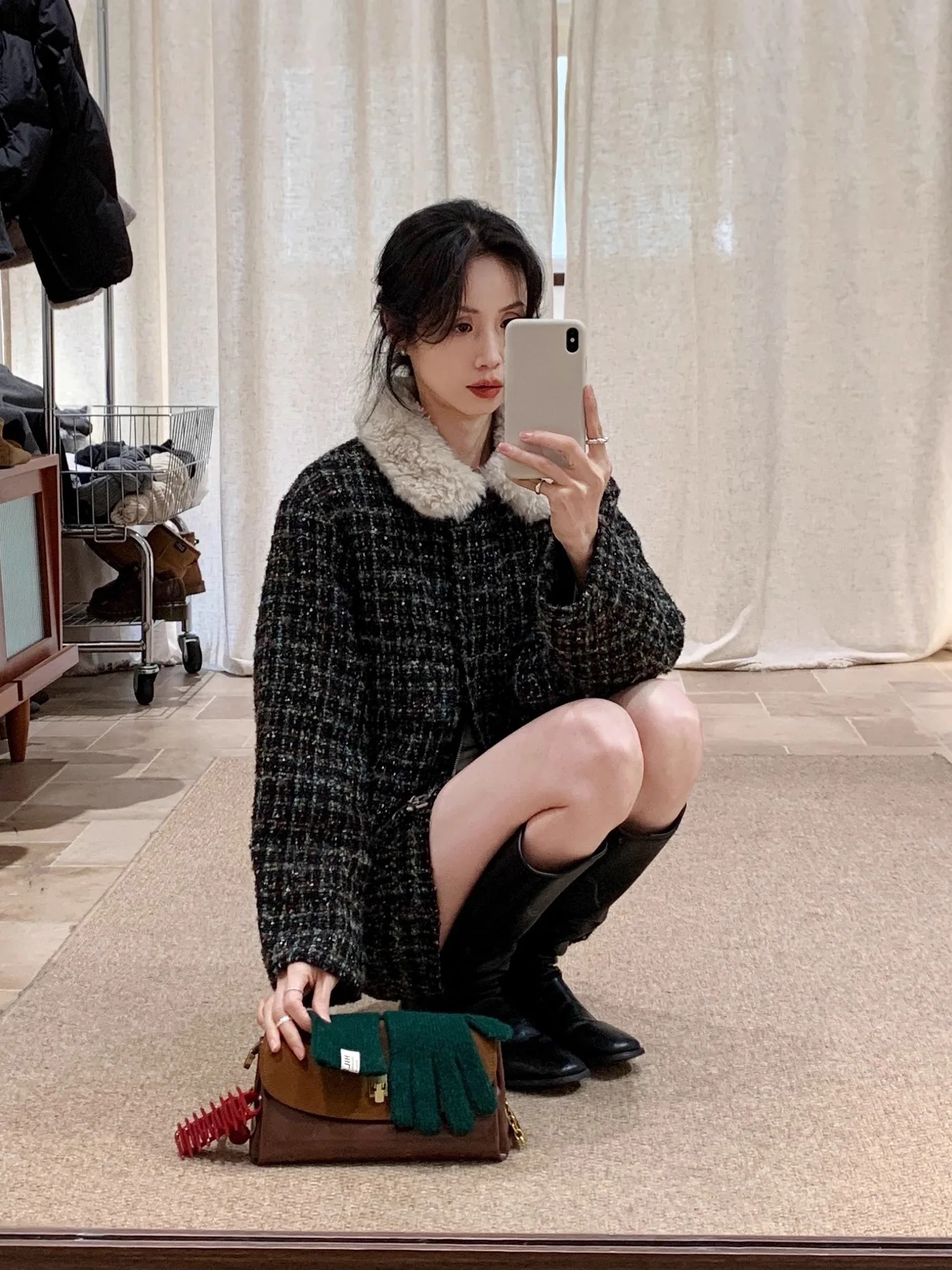 

BRIVIN Cisas Themed Plaid Women's Winter Thiened Long Sve Coat with iny Sequin And Fur Collar Casual Sle Durable