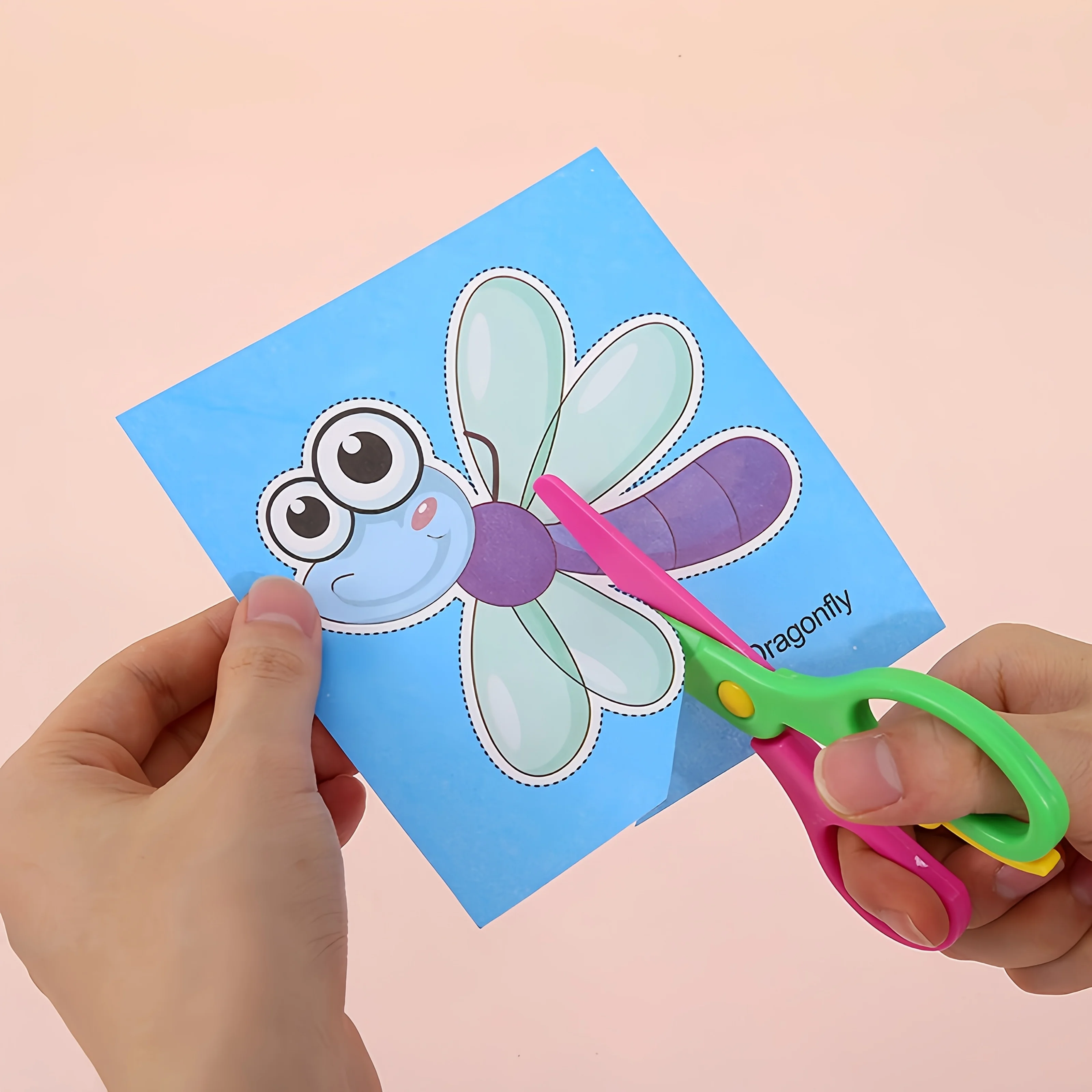 96개 재미있는 종이 자르기 세트, 종이 자르기, 종이 예술, 가위 기술 활동 종이 자르기 책, 어린이용 가위 공예 키트, 어린이 안전 가위 포함, 창의적인 게임, 안전한 가위, 종이 예술, 창의적인 놀이 시간, 가위