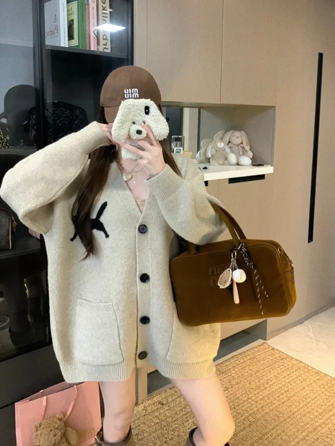 

plus Size Women's V-Ne Long Sve Sweater Jaet Lazy Sle Outerwear Autumn Winter New Loose Versatile Anti-Aging Open Ca...