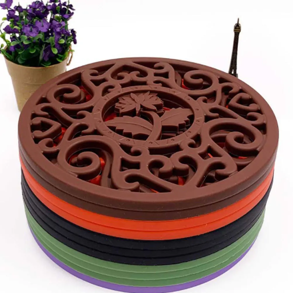 

Long-Lasting Silicone Non-Slip Tableware Mat for Home Kitchen Cafe Restaurant Decoration and Protection Black Silicone Placemat