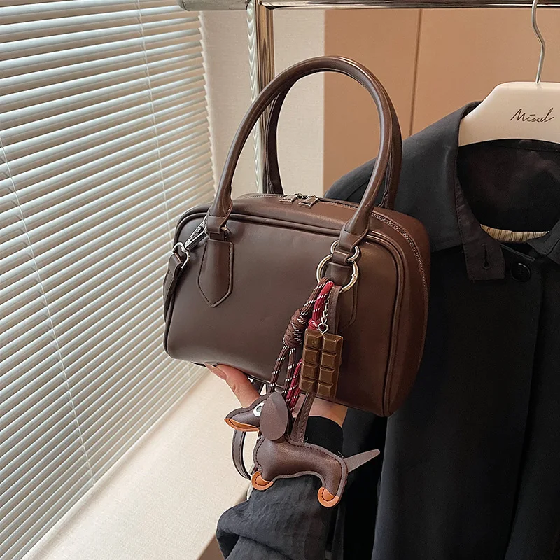 

Autumn And Winter Fashion Retro Handbag For Women Simple Work Commute Shoulder Bag 2024 New Solid Color Small Square Bag Gift