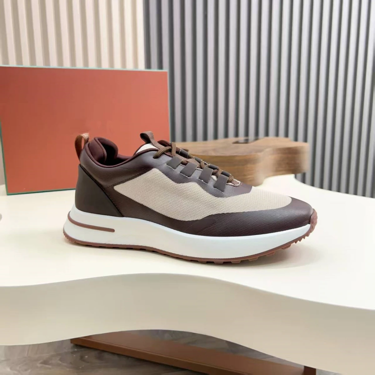 Nieuwe casual sneakers voor heren Mesh en leer patchwork hardloopschoenen Lage veterschoenen Meerkleurige ademende veelzijdige joggingschoenen