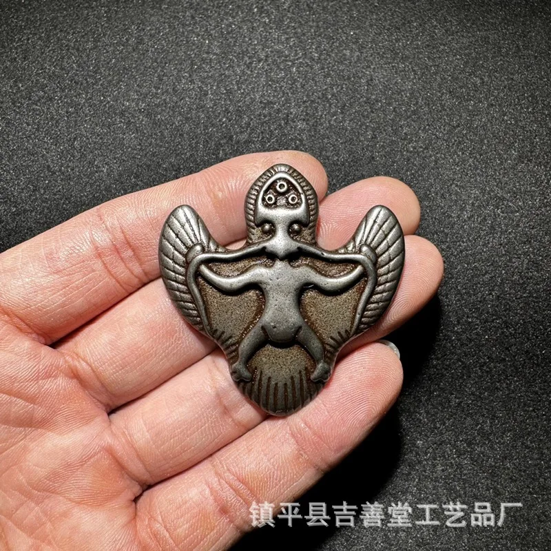Multiple options Tibetan Nepal iron Dapeng bird accessories antique crafts waist Tag Pendant