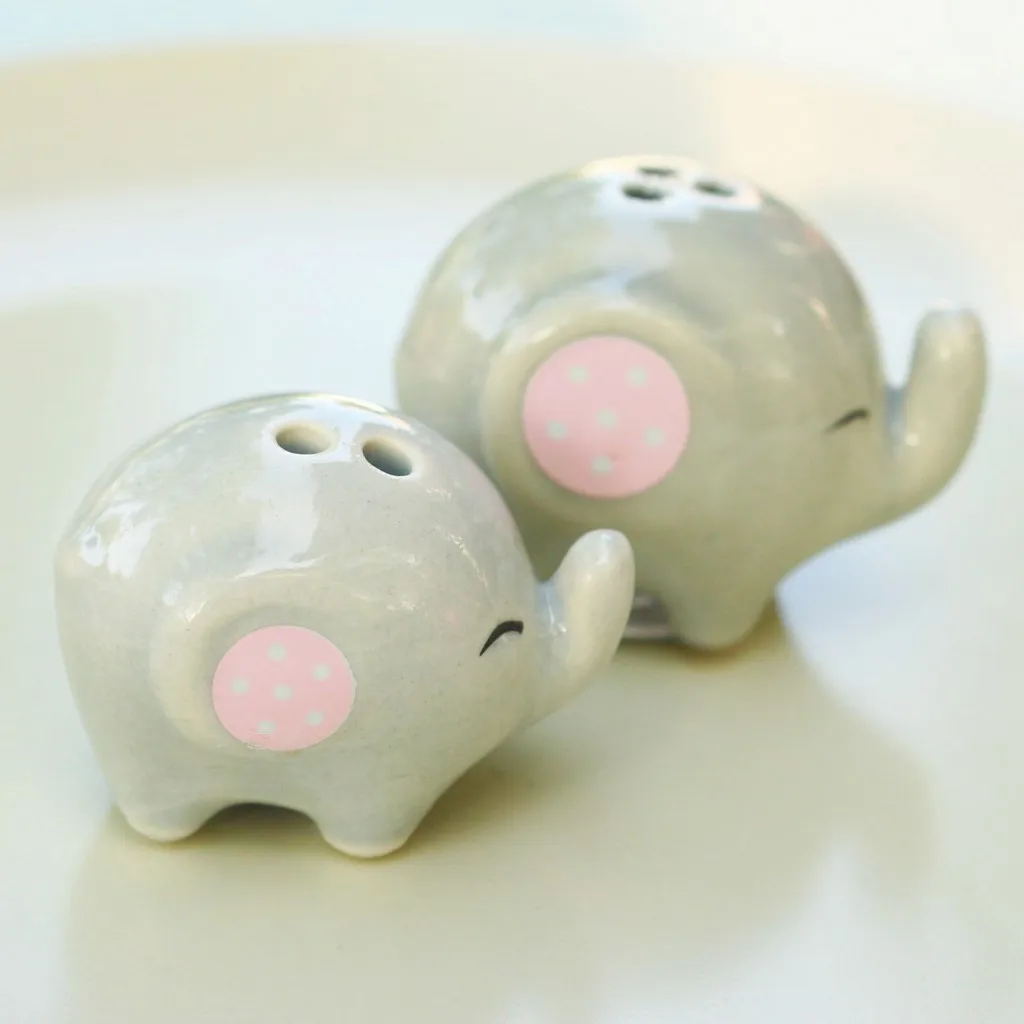 Ceramic Elephant Salt And Pepper Shaker Cartoon Spice Container Wedding Party Favor Tabletop Animal Decoration Spice Jar