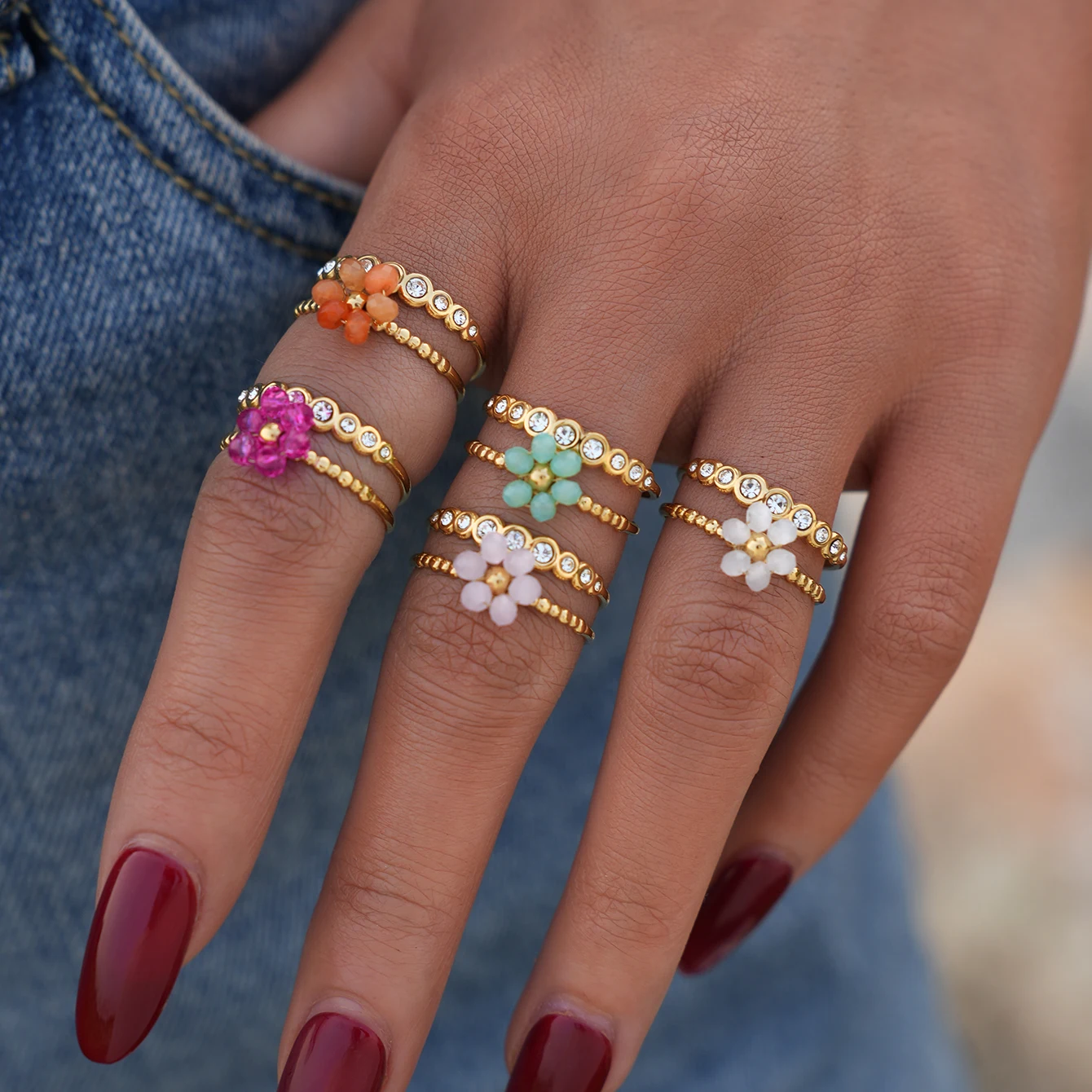 Exquisite Colorful Zircon Flower Design Stainless Steel Rings 18K Gold Plated Waterproof Jewelry For Daily Wear Vacation Seaside view 4