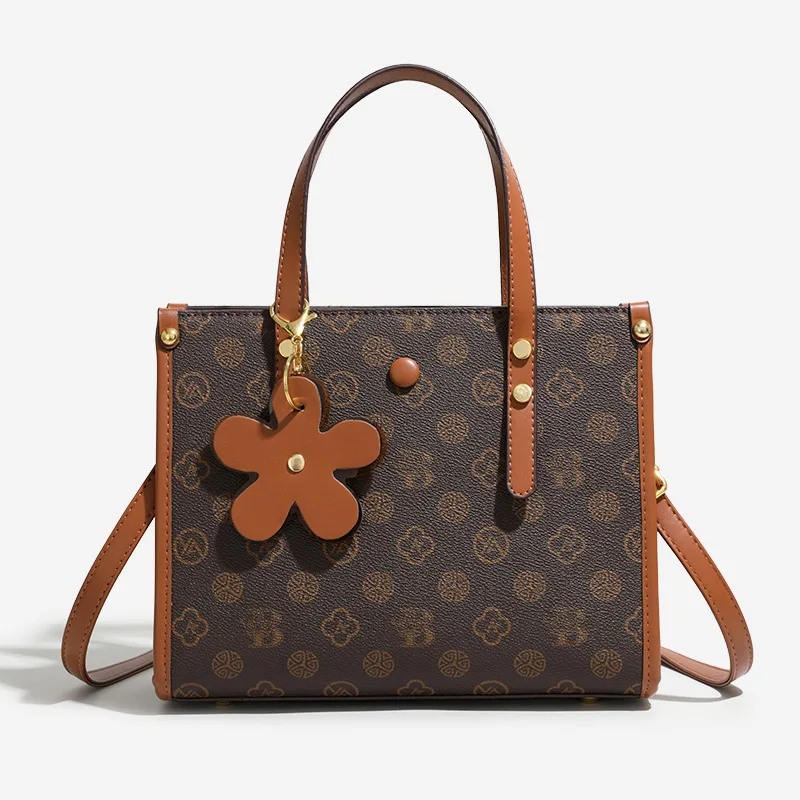 حقيبة يد مطبوعة لعام 2025، محفظة كتف كلاسيكية للنساء، حقيبة كروس واسعة بمقبض علوي، حقيبة فاخرة من النهار إلى الليل، حبال مزخرفة