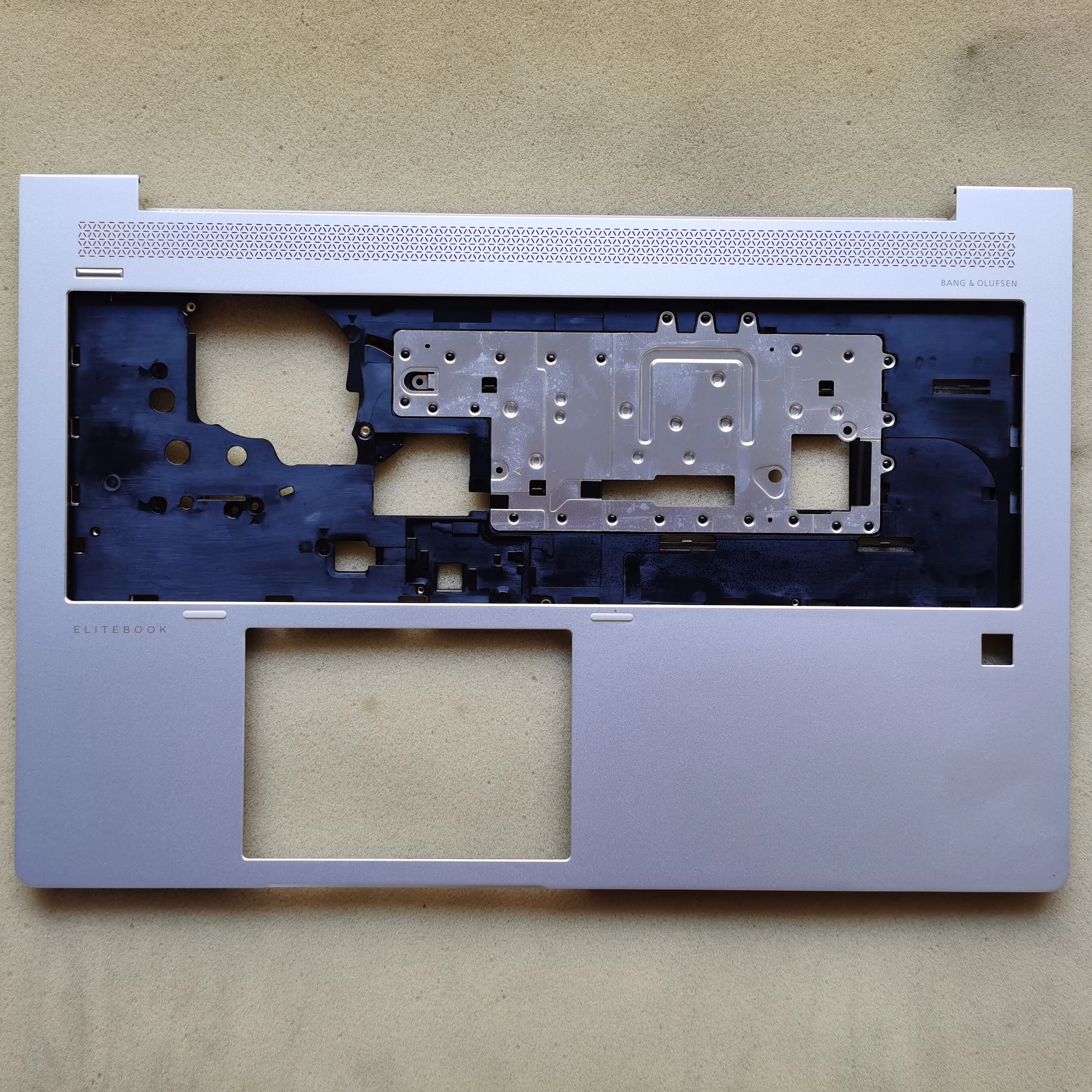 

Новая верхняя крышка корпуса ноутбука с упором для рук для HP EliteBook 850 G5 G6 750 755