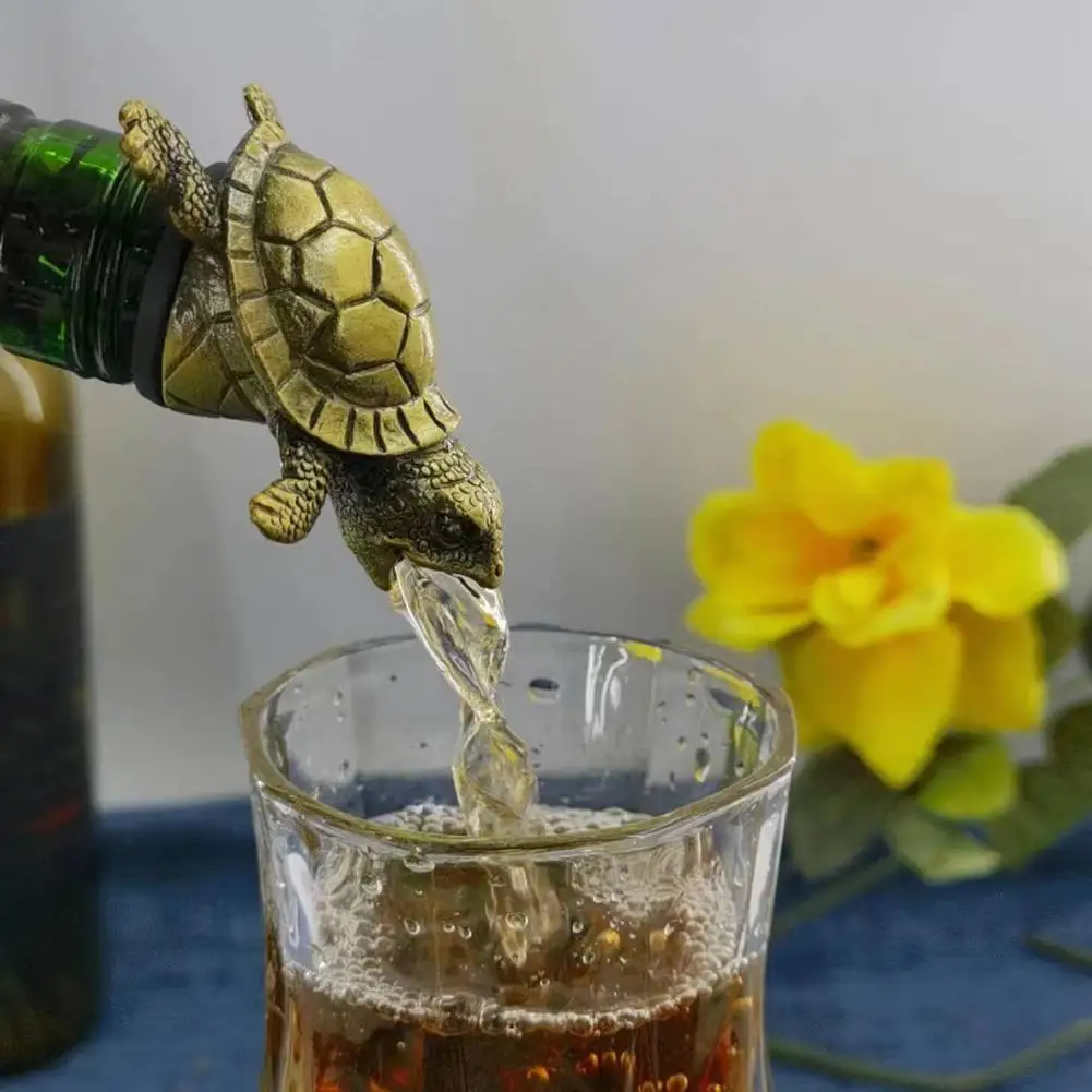 

Turtle Wine Pourer Metal Decanter Spout with Drip-Free Design Elegant Wine Spout Bar Accessory for Red White Liquor