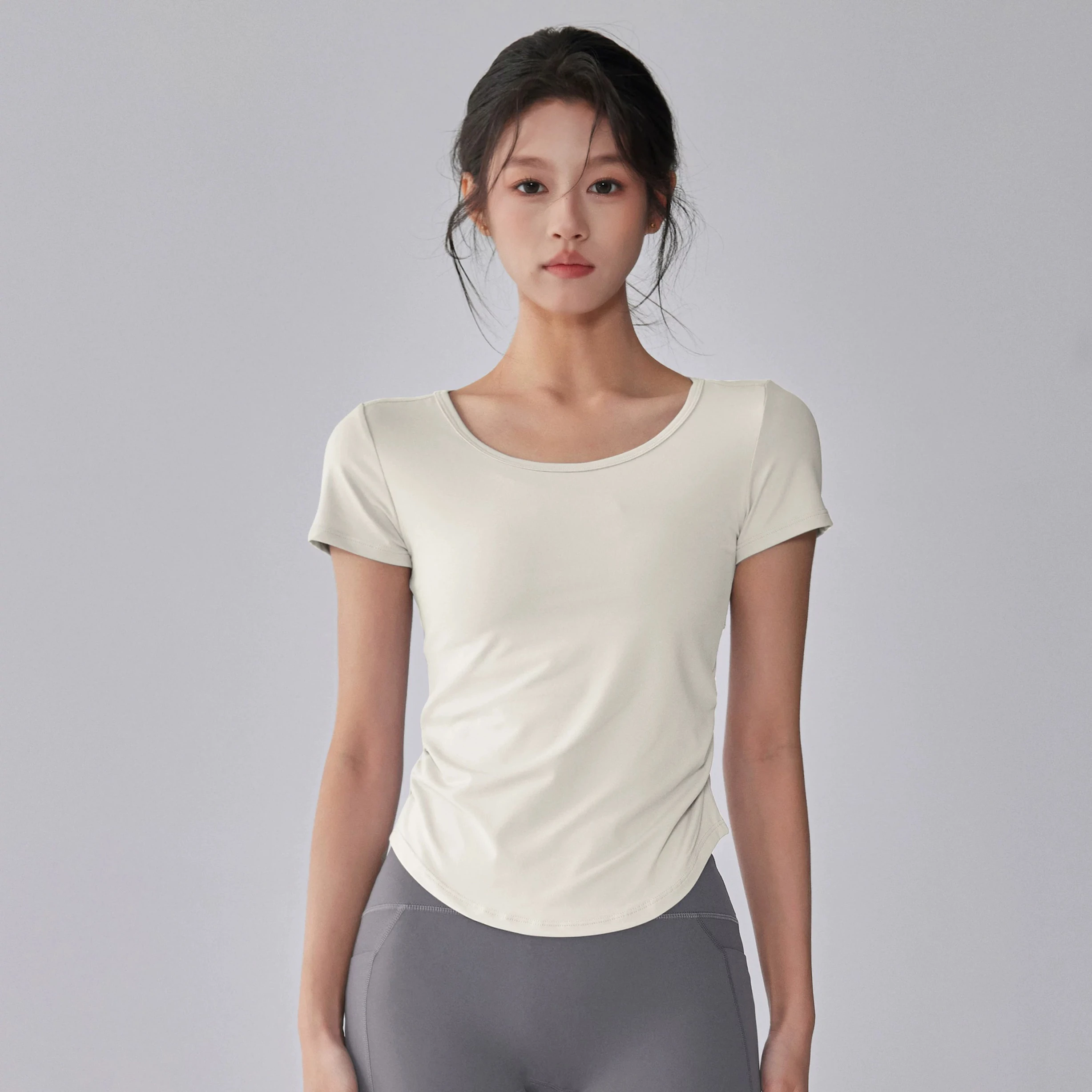 New Summer Cool Sunscreen Sports Top for Women's Mesh Breathable Quick-drying Yoga Suit Short-sleeved Slimming Fitness Suit
