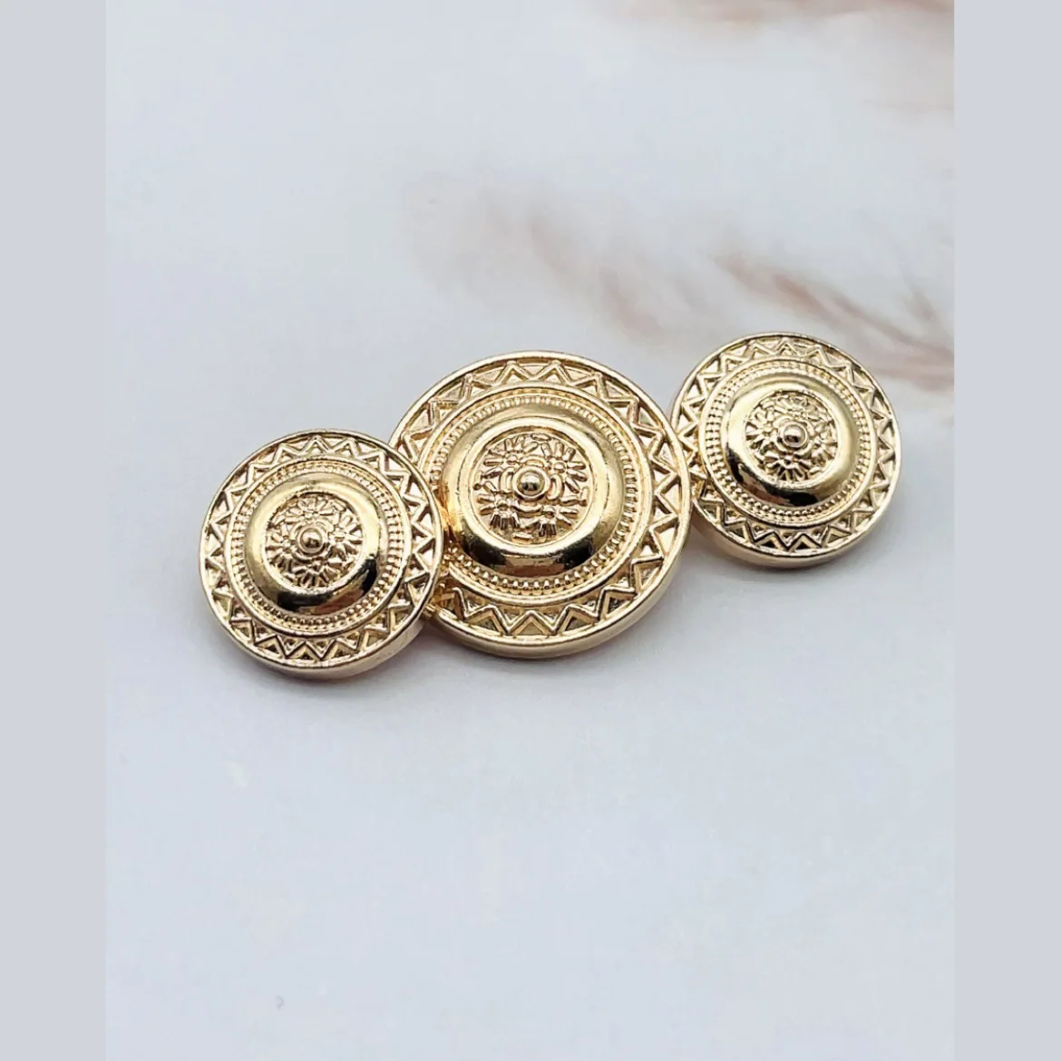 Round Pattern Metal Buttons 10PCS Of Vintage Suit Jacket Knitted Sweater Simple Decorative Buckle