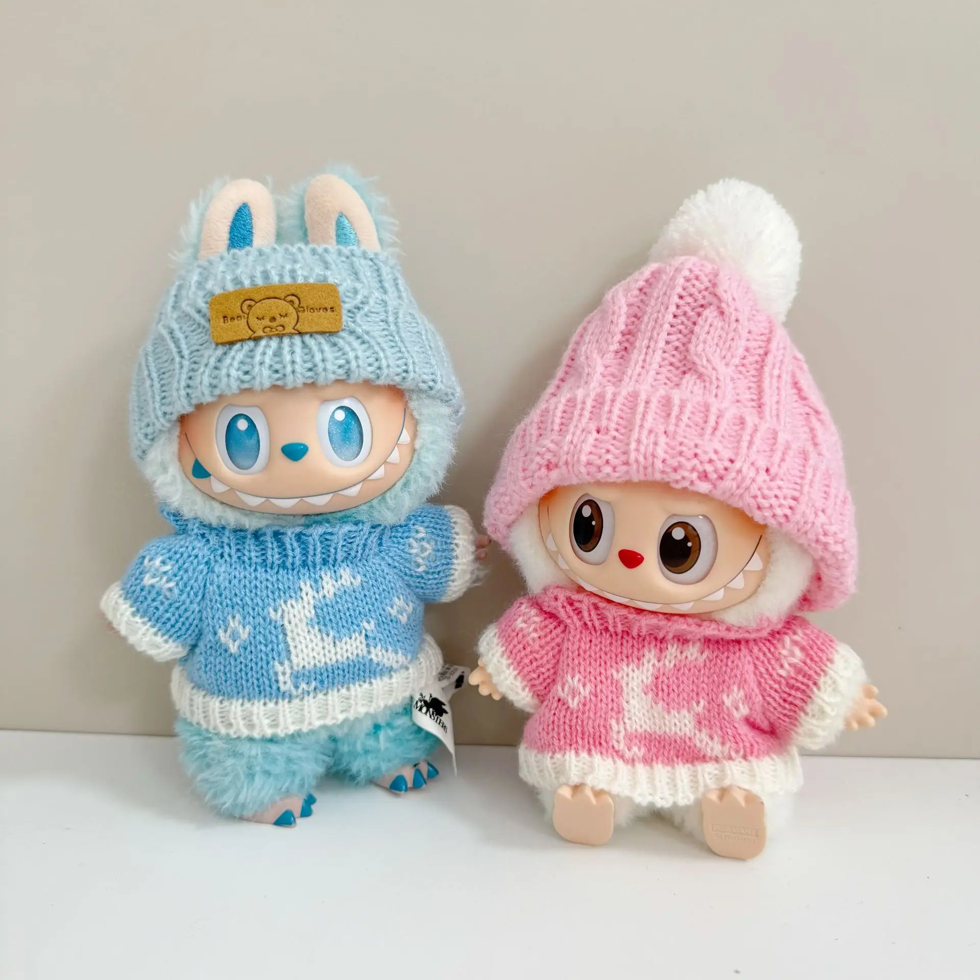 

Doll Outfit For 15cm 17cm 1st to 3rd Gen LABUBU Christmas Pink-Blue Deer Sweater With Hat For New Year & Holiday Outfits