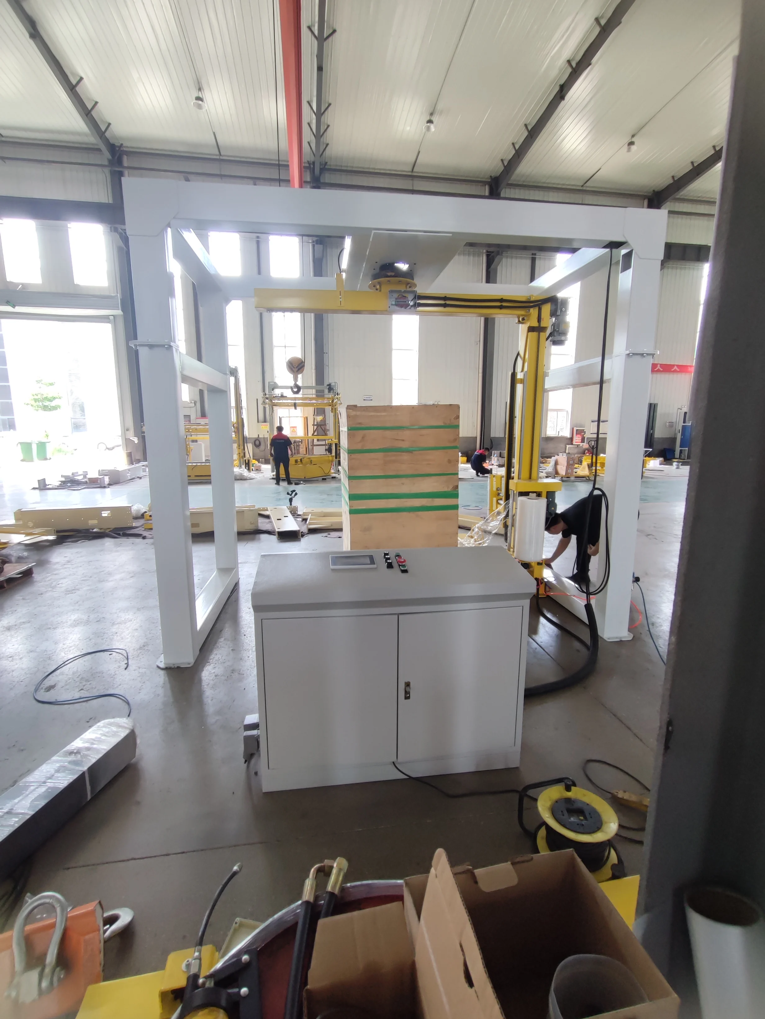 آلة التغليف لخط التعبئة بسعر جيد آلة الربط البليت العمودي والبليت