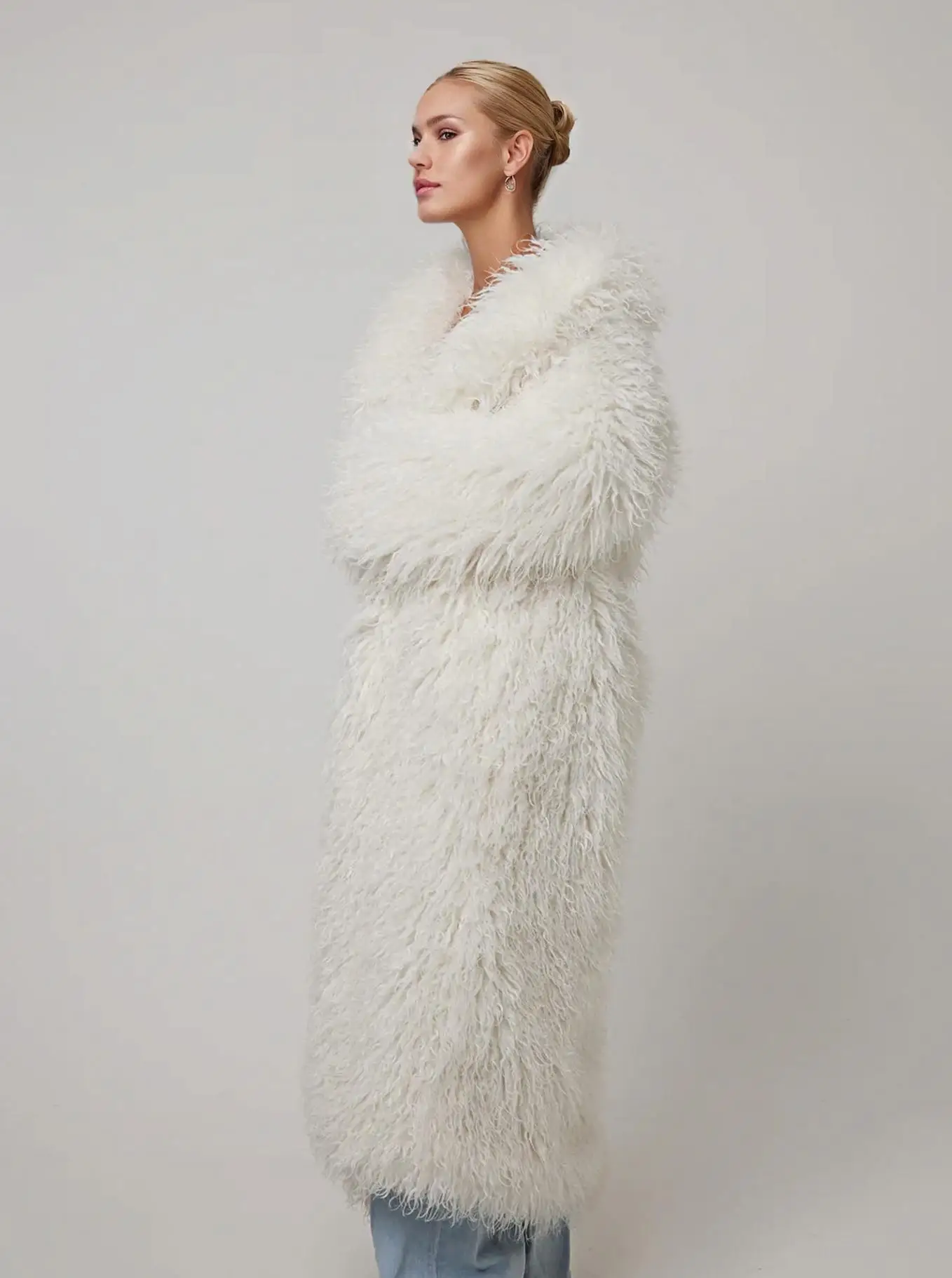 Hot Faux Beach Wool Fur Coat Long Faux Beach Wool Soft And Comfortable Warm Multi-Color Optional Women's Faux Fur Coat