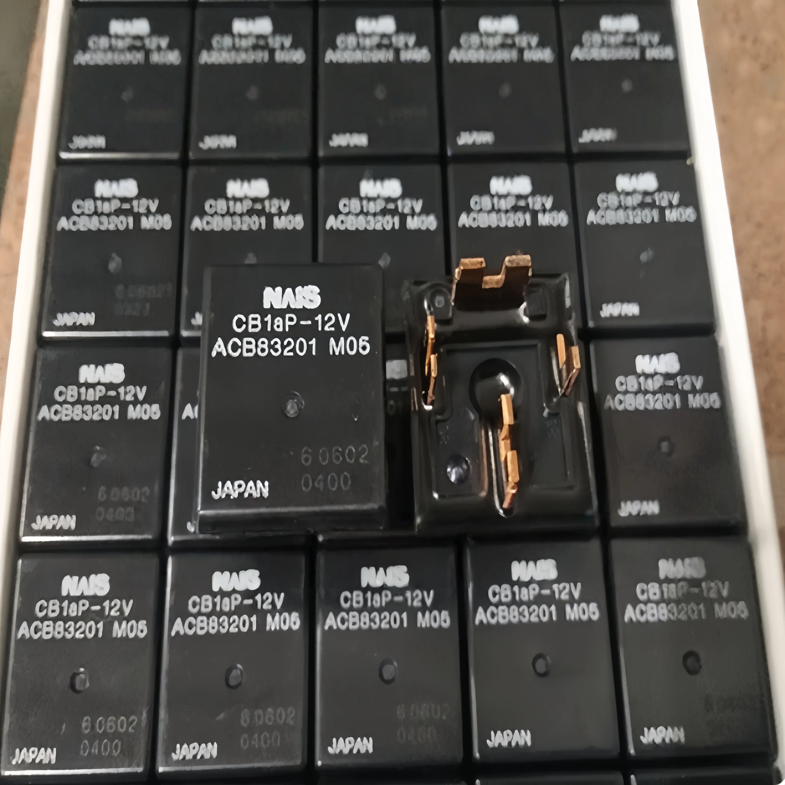 new-original-cb1ap-12v-acb3201-10pcs