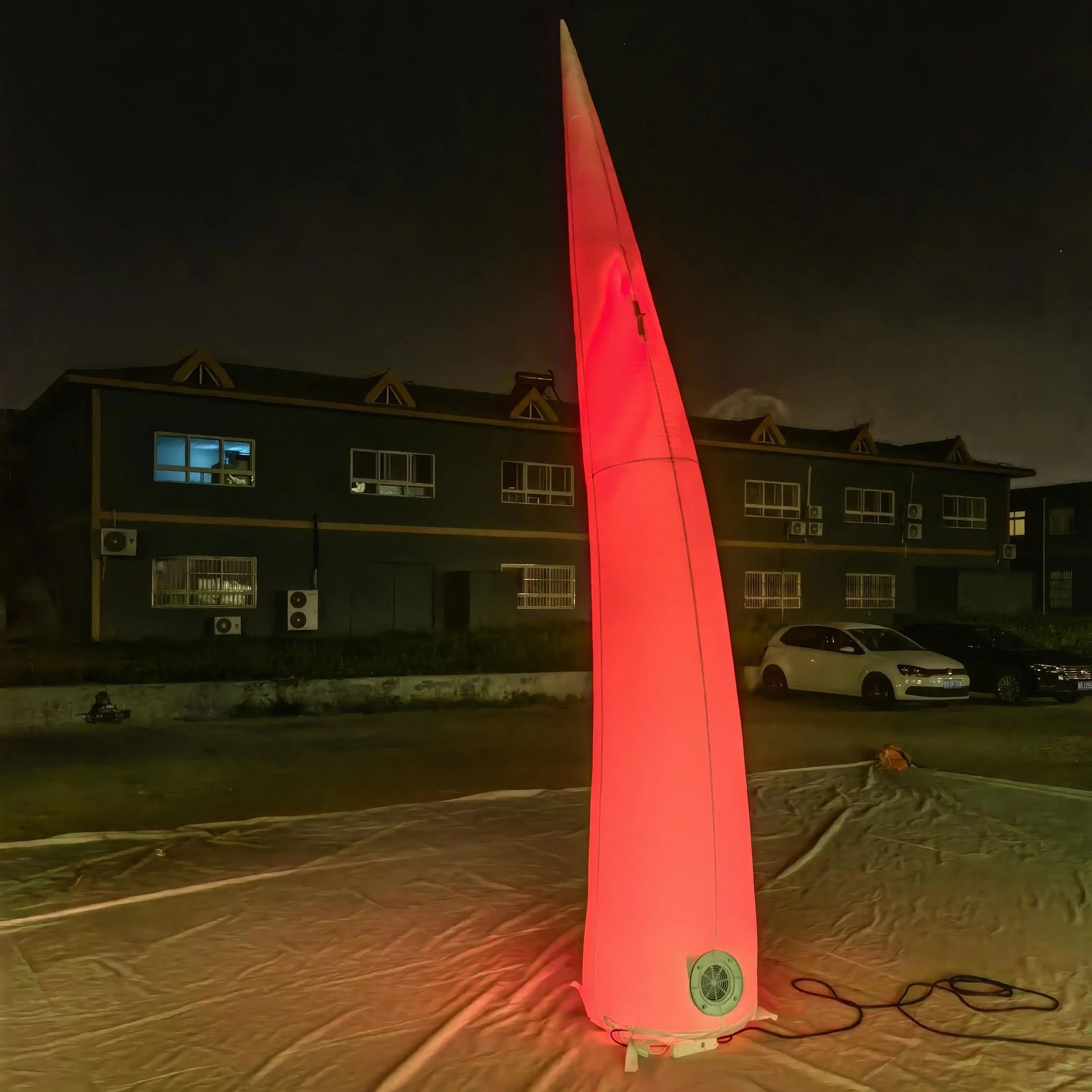 Cheap Carnival Party Decoration Inflatable Horn Model with Light Custom Stage Artistic Inflatable LED Columns