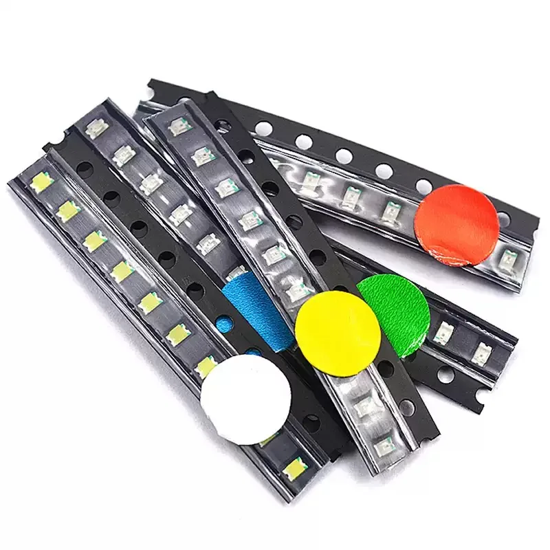 100 pz 0402 0603 0805 1206 1210 smd led Rosso Giallo Verde Bianco Blu Arancione evidenziare diodo emettitore di luce LED Diodo Set