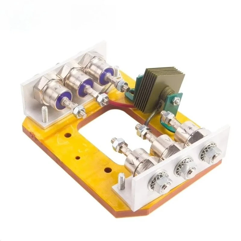 

Комплект диодного моста выпрямителя Б-525571-2 Б-525570-2 350-2200 кВт Генератор