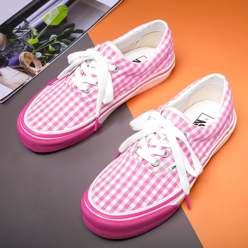 Women Vulcanize Shoes Fashion Pink Gingham Canvas Shoes Round Toe Flat Casual Sneakers Low Top Comfortable Skateboarding Shoes