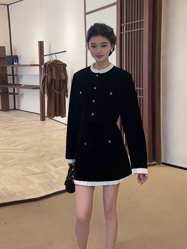 

Комплект из юбки макси и топа с кружевной отделкой, женский модный осенне-зимний наряд, элегантный дизайн с элементами пэчворка, студенческий стиль