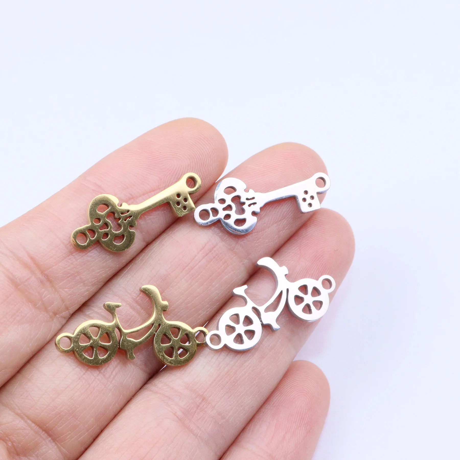 5pcs Wholesale Stainless Steel Key Bicycle Charm Connector Fashion Jewelry Anti-allergy Pendant DIY PVD Plate Earrings Bracelets