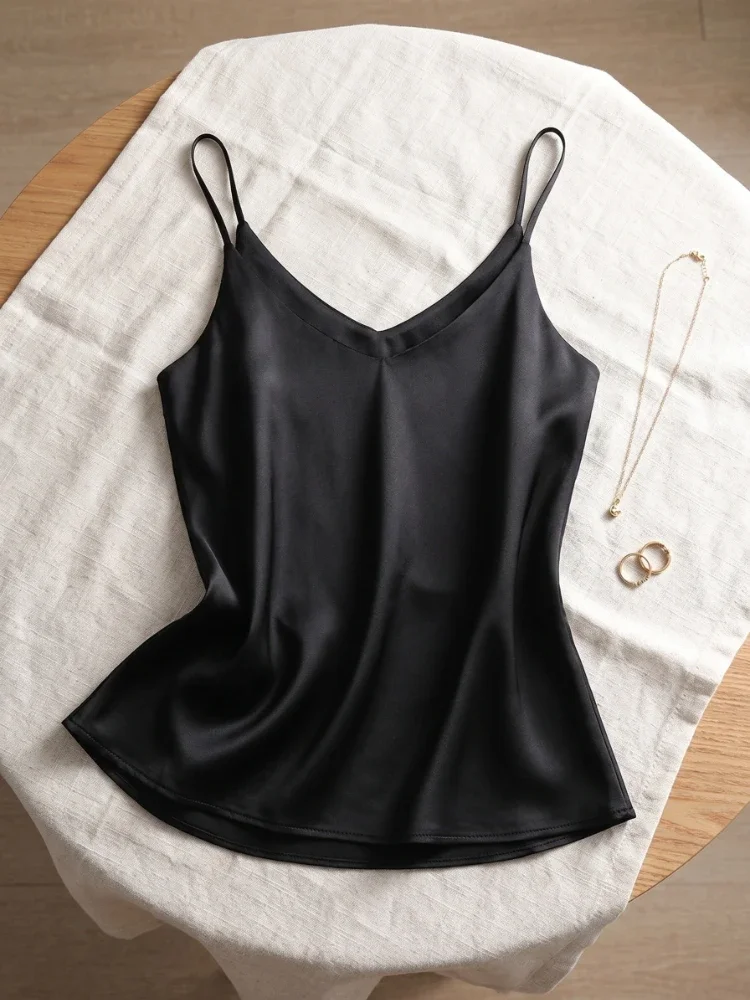 Damen Camisole 2026 Sommer Spaghetti-Träger Damen Tank Top Neckholder V-Ausschnitt Basic Weiß Cami Ärmellos Satin Seide Tops – Detail 10