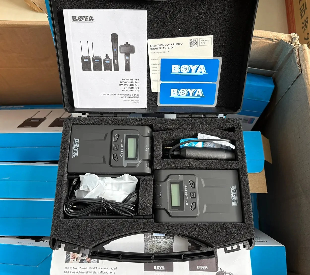 Wireless Lavalier Microphone Dual Receiver - BY-WM8 Pro-K1 wireless lavalier microphone system