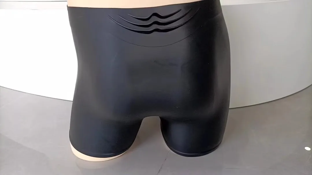 Calzoncillos sexis de silicona para hombre y mujer, calzoncillos ajustados elásticos suaves, bragas de seguridad impermeables a prueba de fugas de cintura baja