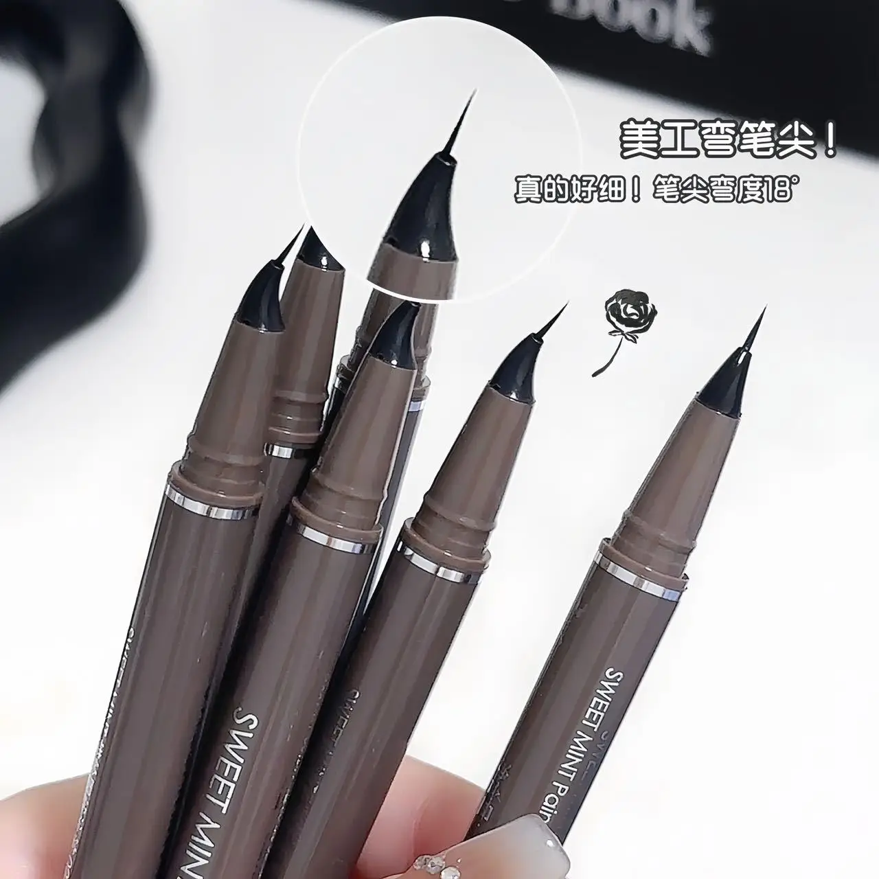 SWEET MINT difettono la penna eyeliner, eyeliner estremamente sottile per principianti di lunga durata, impermeabile, resistente al sudore e senza sbavature