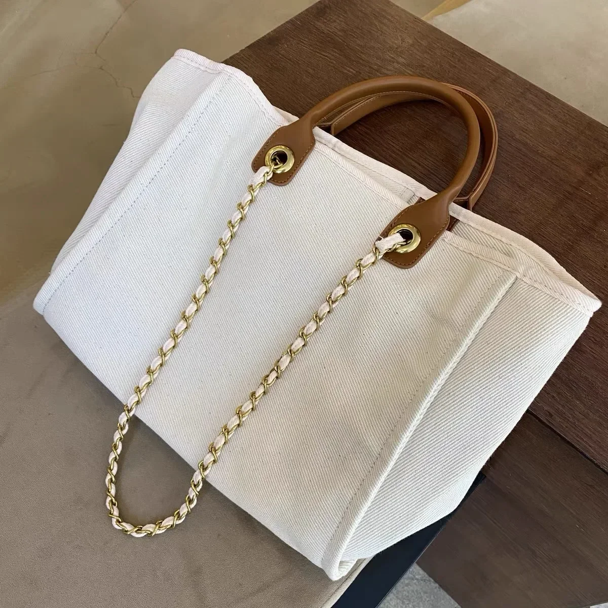 Bucket bag high-capacity hand-held single shoulder cross-body chain tote bag beach holiday bag tote bags for women