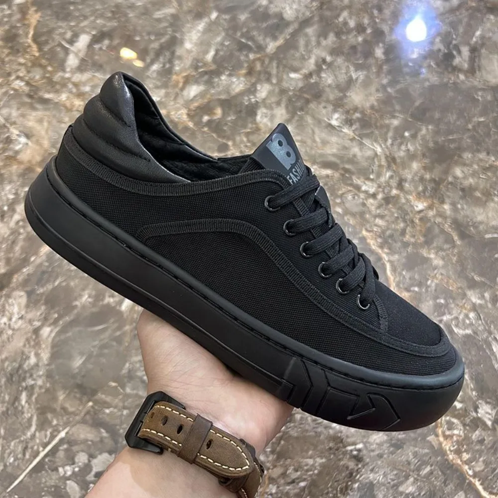 

Повседневные мужские кроссовки, новые парусиновые туфли, мужские туфли с круглым носком, ультра легкая толстая подошва, черная мужская обувь с дышащей сеткой