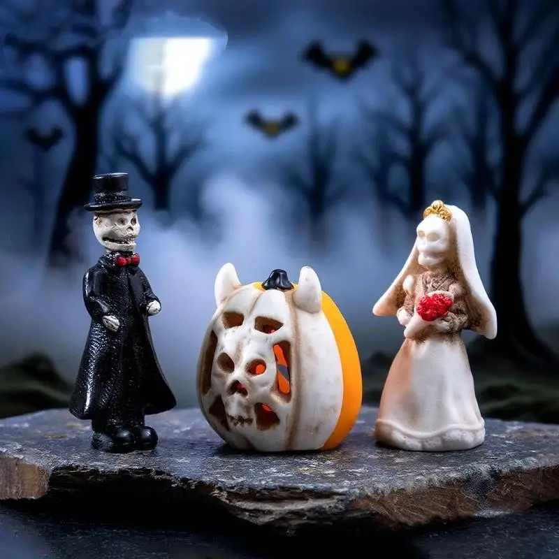 Halloween Mini Resin Skull Ghost Figurine Cartoon Scary Coffin Statue Durable Resin Ornament for Garden Yard Halloween Decor