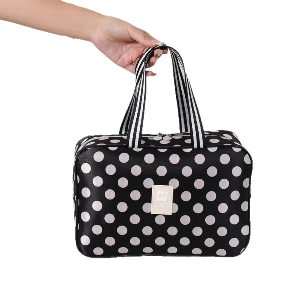 Fashion French Polka Dot Makeup Bag Ultralight Large Capacity Travel Coin Bag Foldable Portable Toiletry Bag