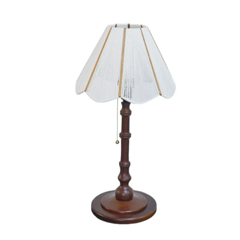 Retro desk lamp, advanced modern French bedside lamp, ambient light, new Chinese medium and ancient style, dark bedroom light