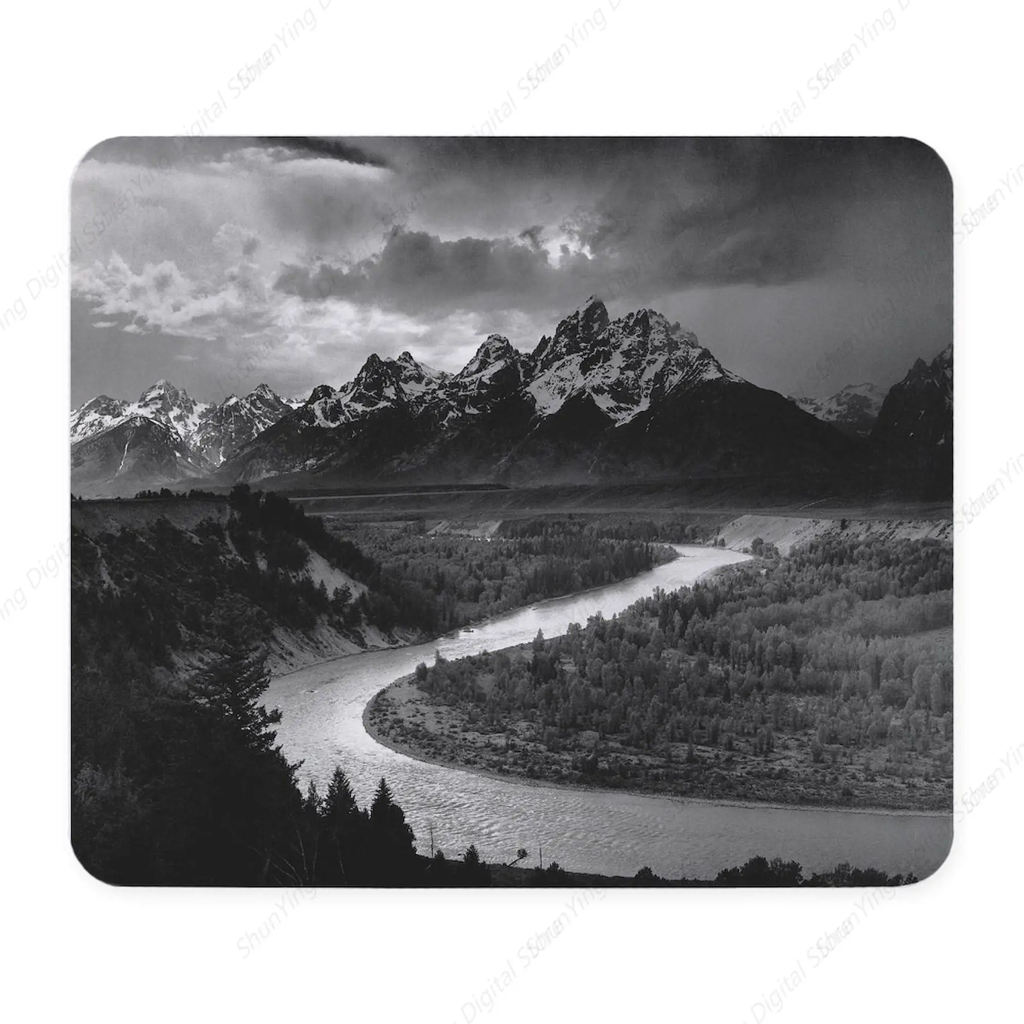 

Dark Toned Landscape Anti Slip Rubber Durable Mouse Pad Suitable For Gaming Office Laptop Mouse Pad 18*22cm