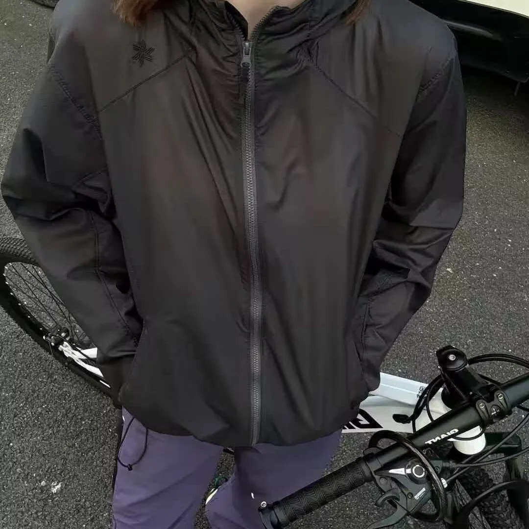 

Outdoor Lightweight Foldable Waterproof Hat Jacket Coat for Couples Loose Fit Long Sleeve Zipper Closure Casual Summer Jacket