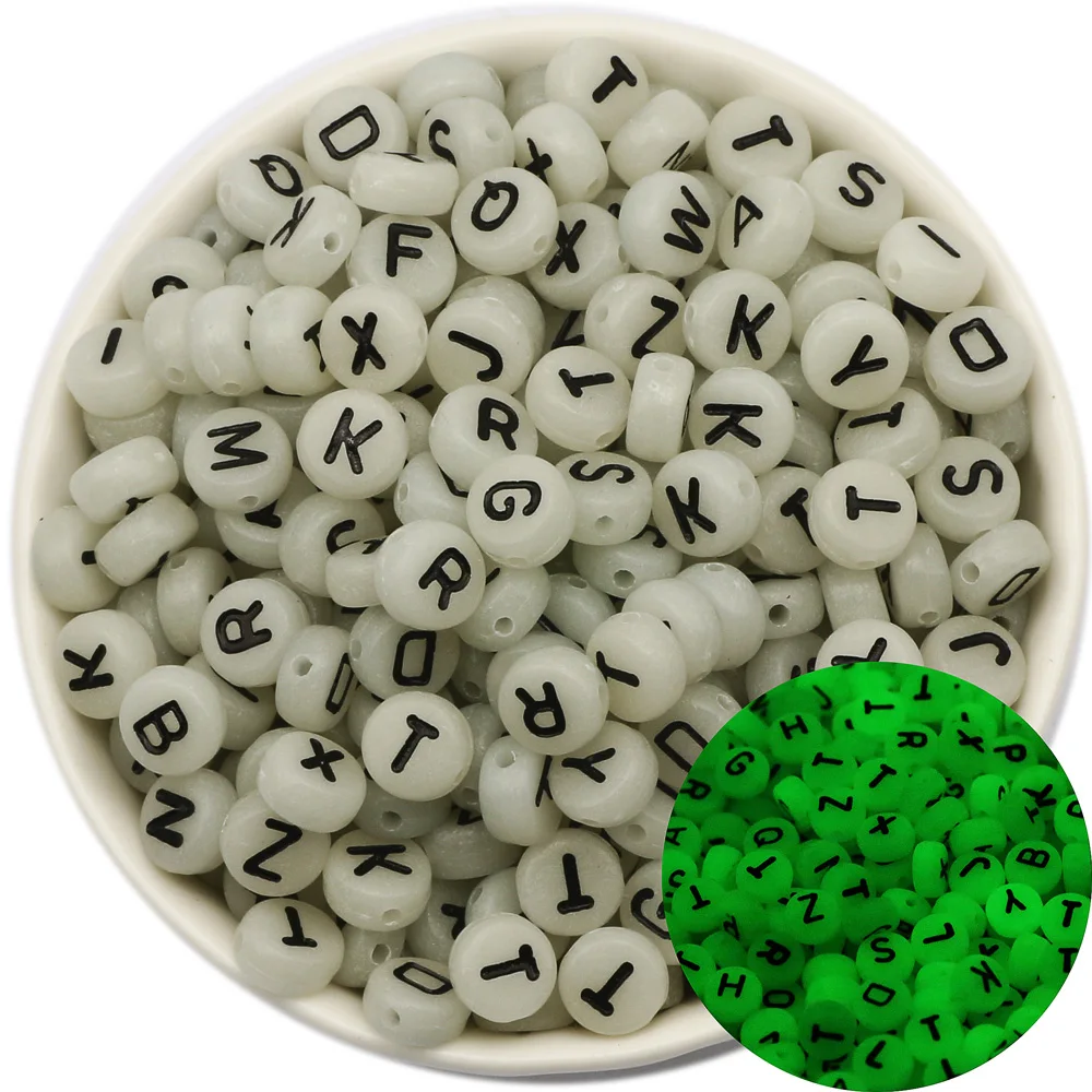 200 Stück 7 x 4 mm runde gemischte A-Z-Alphabet-Buchstaben, leuchtende Acrylperlen für