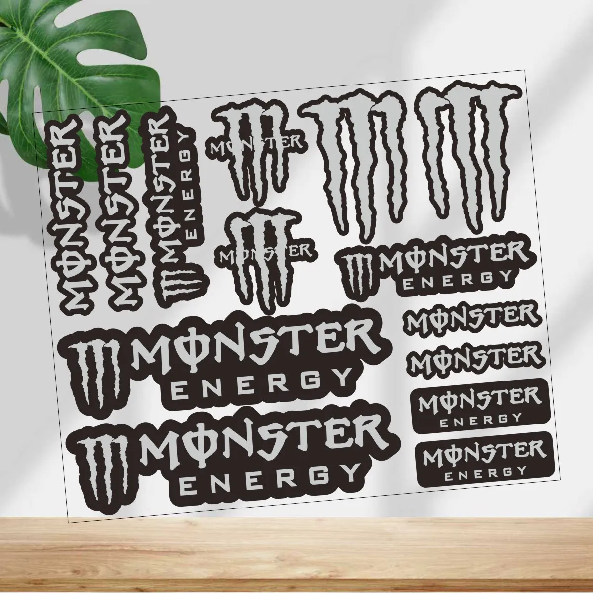 

Светоотражающая наклейка Monster Energy с логотипом, мотоциклетный бак, шлем, автомобиль, велосипед, серый комплект наклеек для YAMAHA HONDA SUZUKI KAWASAKI KTM