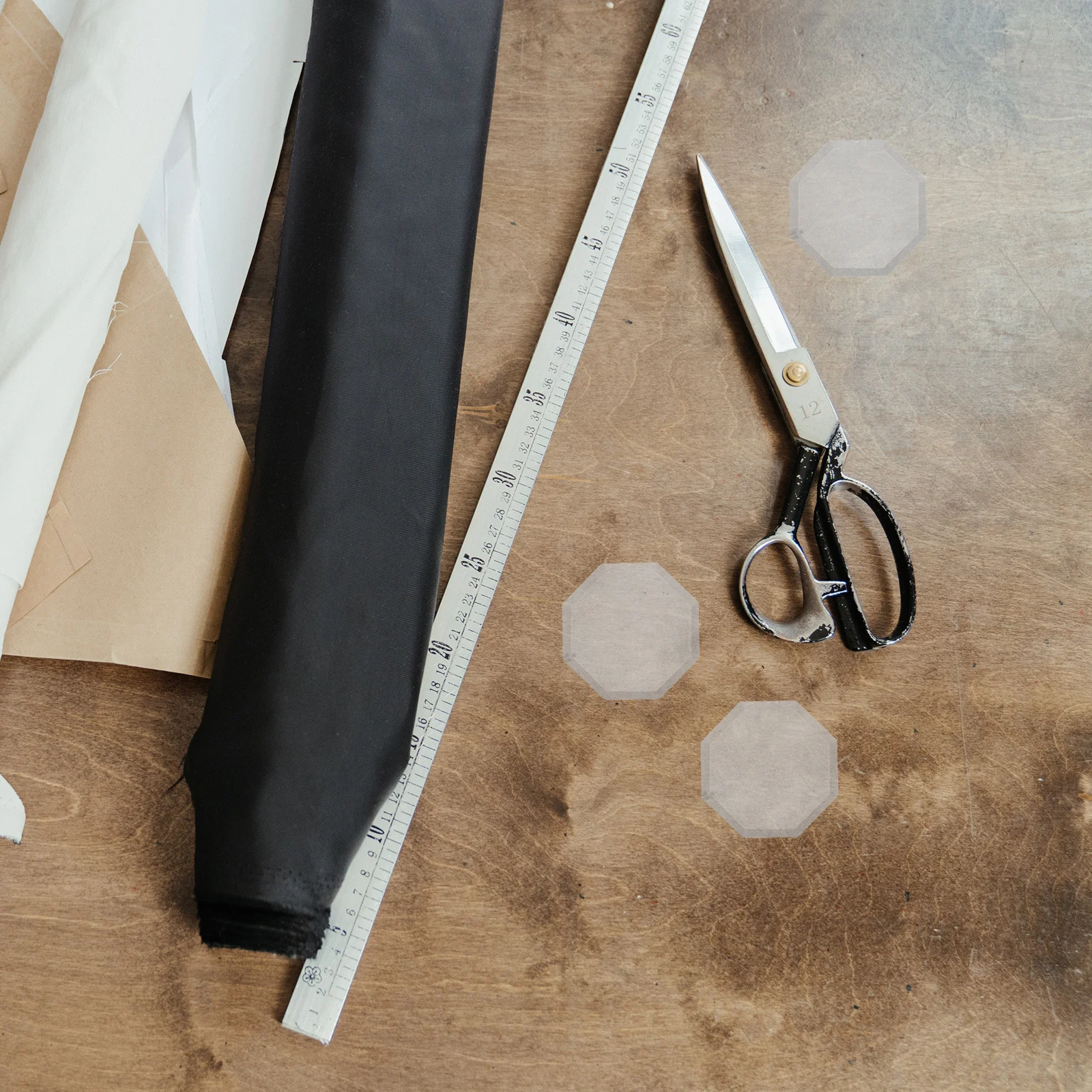 

8Pcs Octagon Glass Pattern Weights Fabric Cutting Weights Clear Sewing Tailor Quilting Supplies Quilting Templates