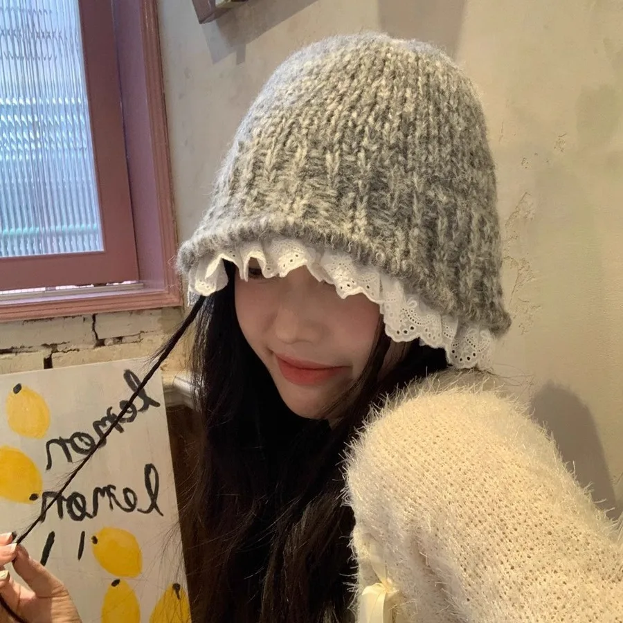 

Lazy Style Knitted Fisherman Hat Women's Sweet Lace Highlights Face Small Autumn And Winter Warmth Versatile Woolen Basin Hat